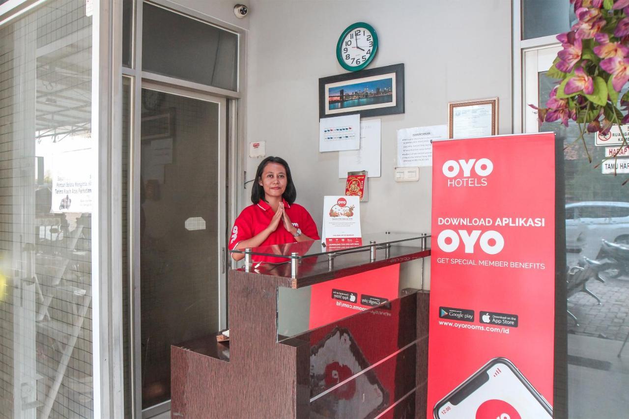 Oyo 383 Env Residence Jakarta Kültér fotó