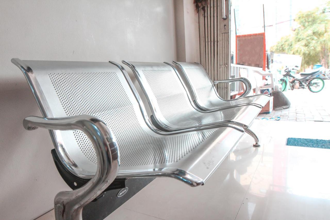 Oyo 383 Env Residence Jakarta Kültér fotó