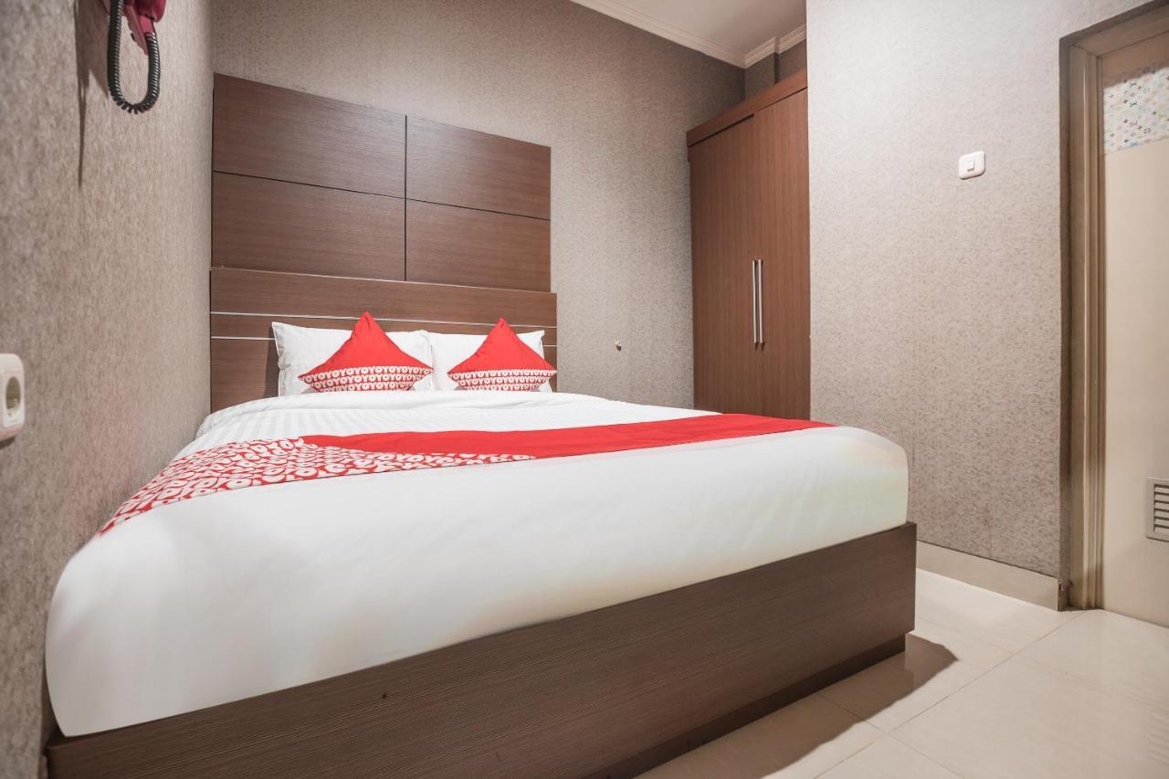 Oyo 383 Env Residence Jakarta Kültér fotó